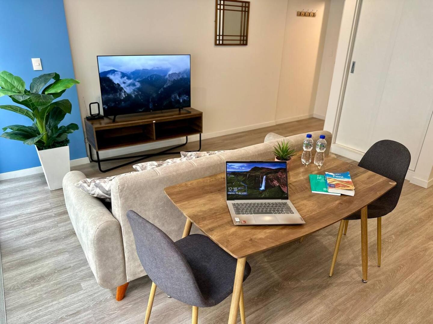 Casa Quark Apartments Лима Стая снимка